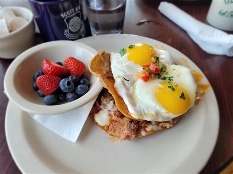 hatch'd stl|hatched restaurant.
